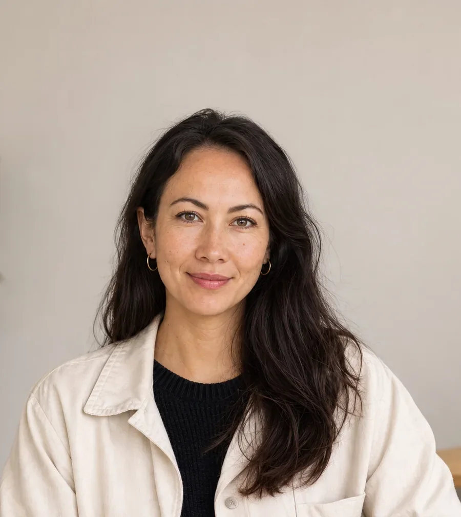 Portrait of Lina Chen from CedarPay